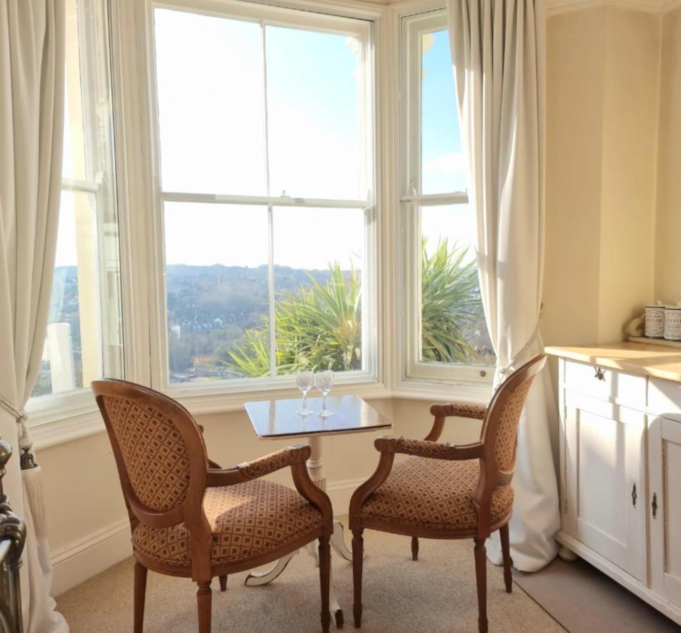 West Hill Retreat Edwardian Balcony Ensuite With Room Served Breakfast & Free Parking Hastings Bagian luar foto