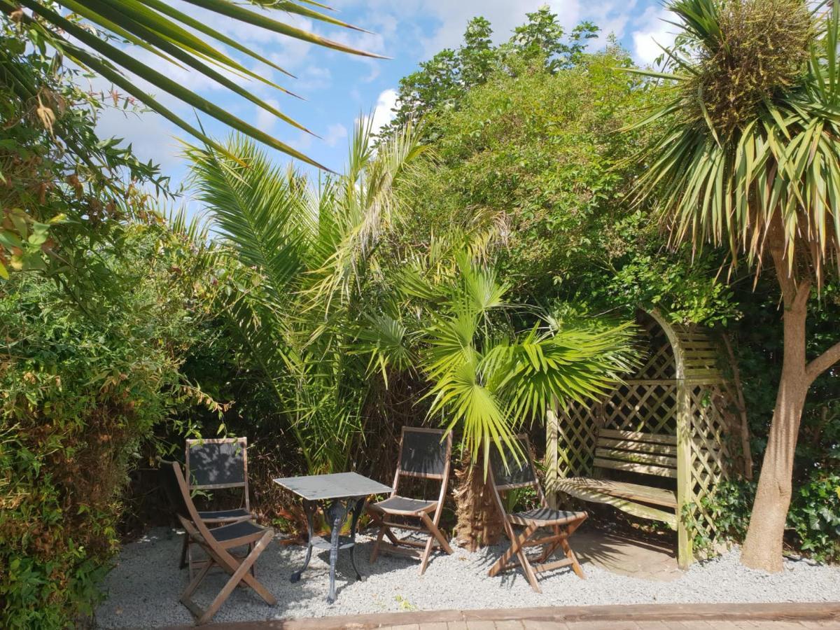West Hill Retreat Edwardian Balcony Ensuite With Room Served Breakfast & Free Parking Hastings Bagian luar foto
