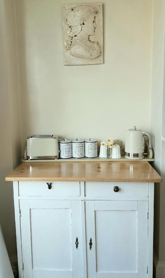 West Hill Retreat Edwardian Balcony Ensuite With Room Served Breakfast & Free Parking Hastings Bagian luar foto